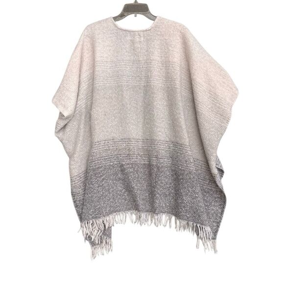 AE Relax Gray Open Poncho Knit Sweater Color Block Fringe Hem One Size Cardigan - Picture 5 of 7